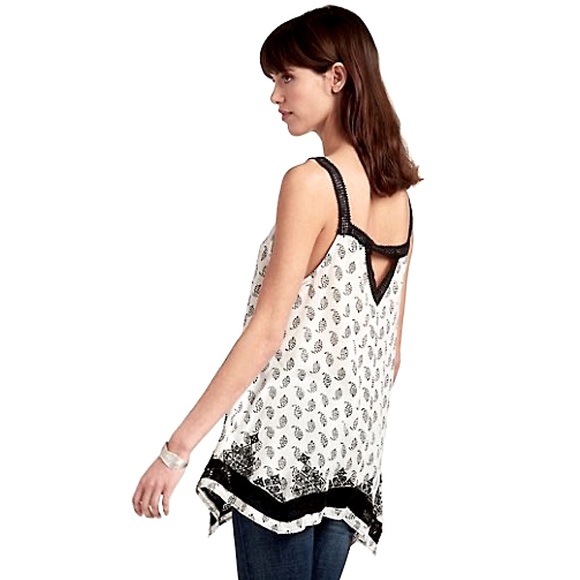 Vintage Lucky Brand Embroidered Scarf Print Sleeveless Swing Top - Picture 4 of 6